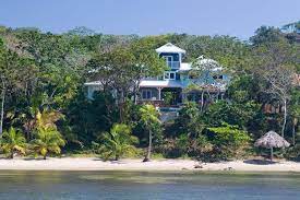 Roatan Real Estate: Discover Your Dream Property in Paradise post thumbnail image