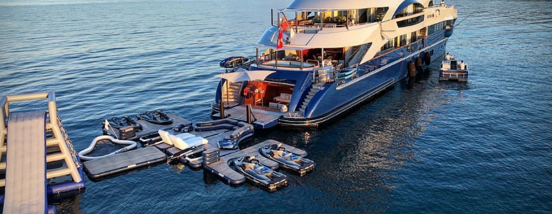 Dubai yacht rentals: Explore the Waters post thumbnail image