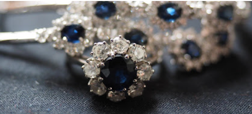 Radiant Gems: Pensacola’s Premier Jewelry Store post thumbnail image
